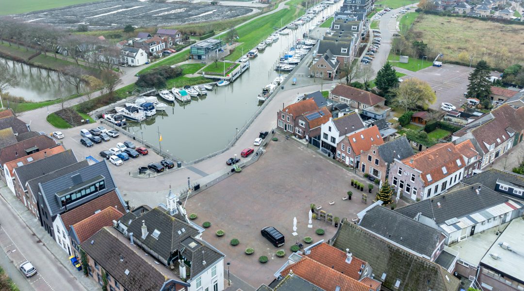 Vernieuwing centrum Oude-Tonge van start: Kaaiplein en Molendijk krijgen nieuwe uitstraling