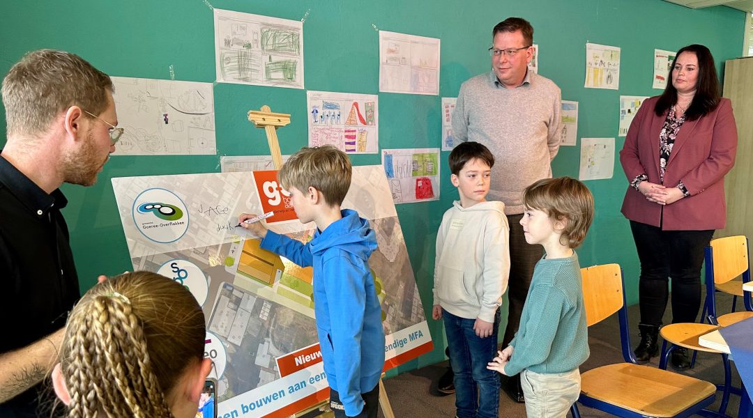 Feestelijke ondertekening samenwerkingsovereenkomst voor nieuwe MFA in Nieuwe-Tonge